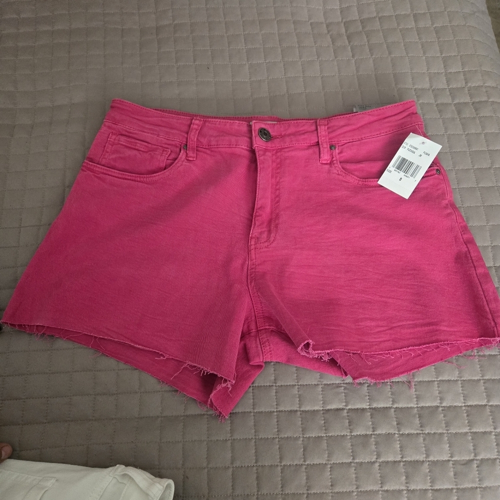 KUT Jane High Rise Short - Picture 6 of 6